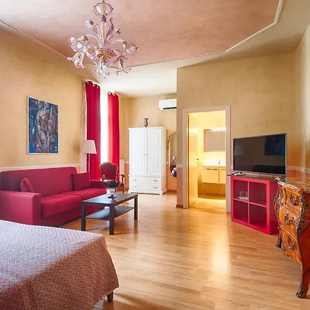 Bed & Breakfast Lady 2